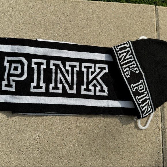 Reversible Victoria Secret/ Pink scarf and beanie, - Picture 2 of 2